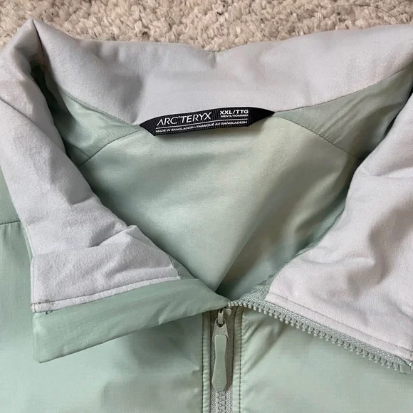Arc'teryx Men's Mint Green Performance Jacket - Picture 4 of 13